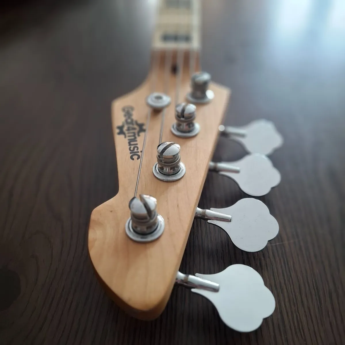 Guitar - Image 2