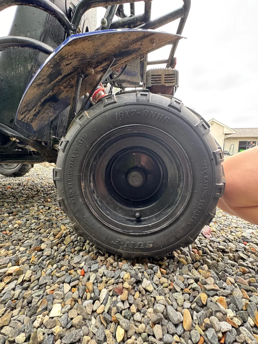 Quads - Image 1