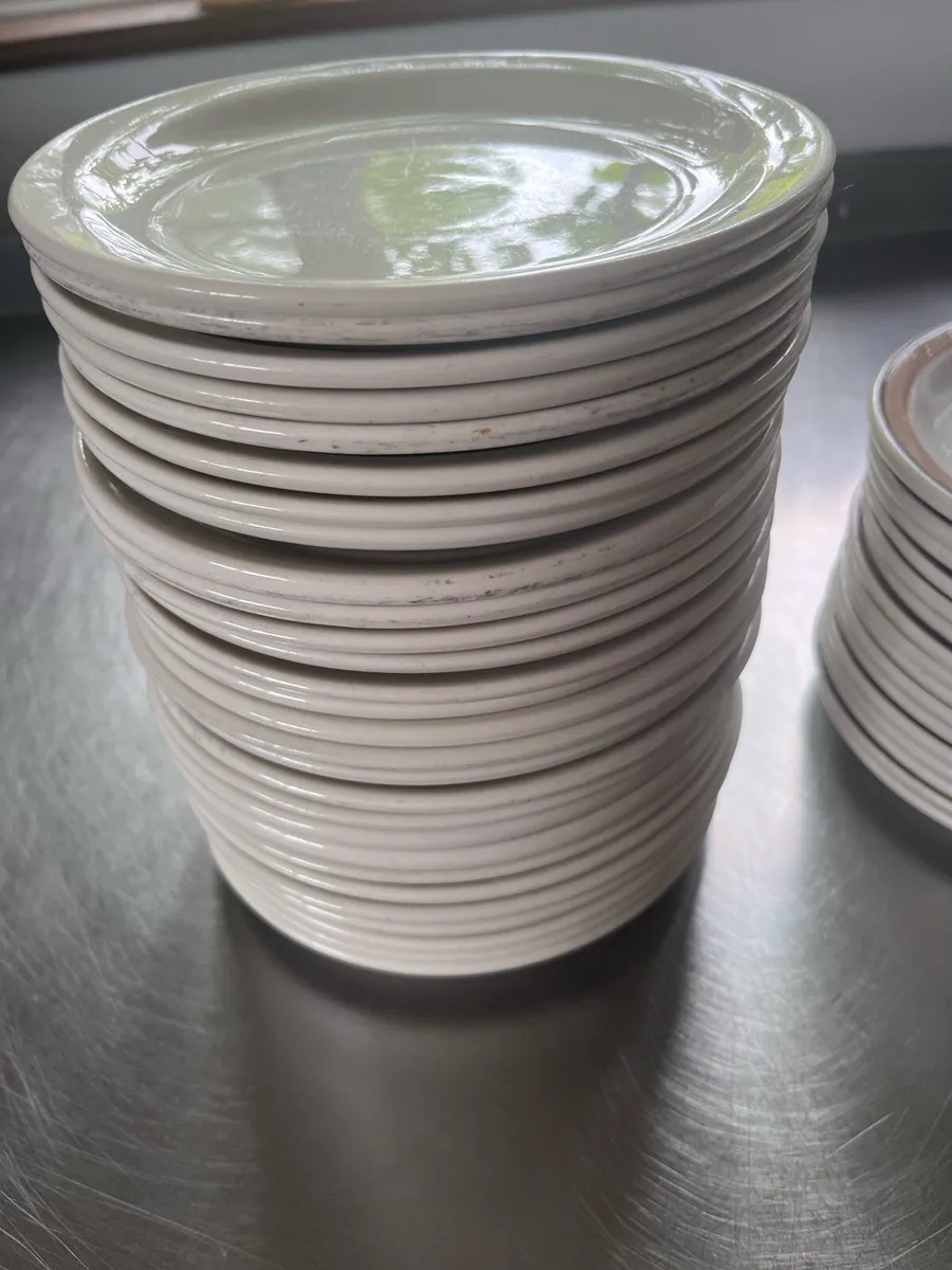 Carrigaline pottery - Image 4