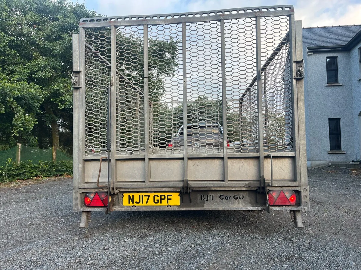 Brain James flat trailer - Image 2