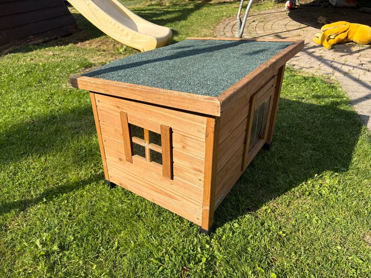 Outdoor cat house - Image 2