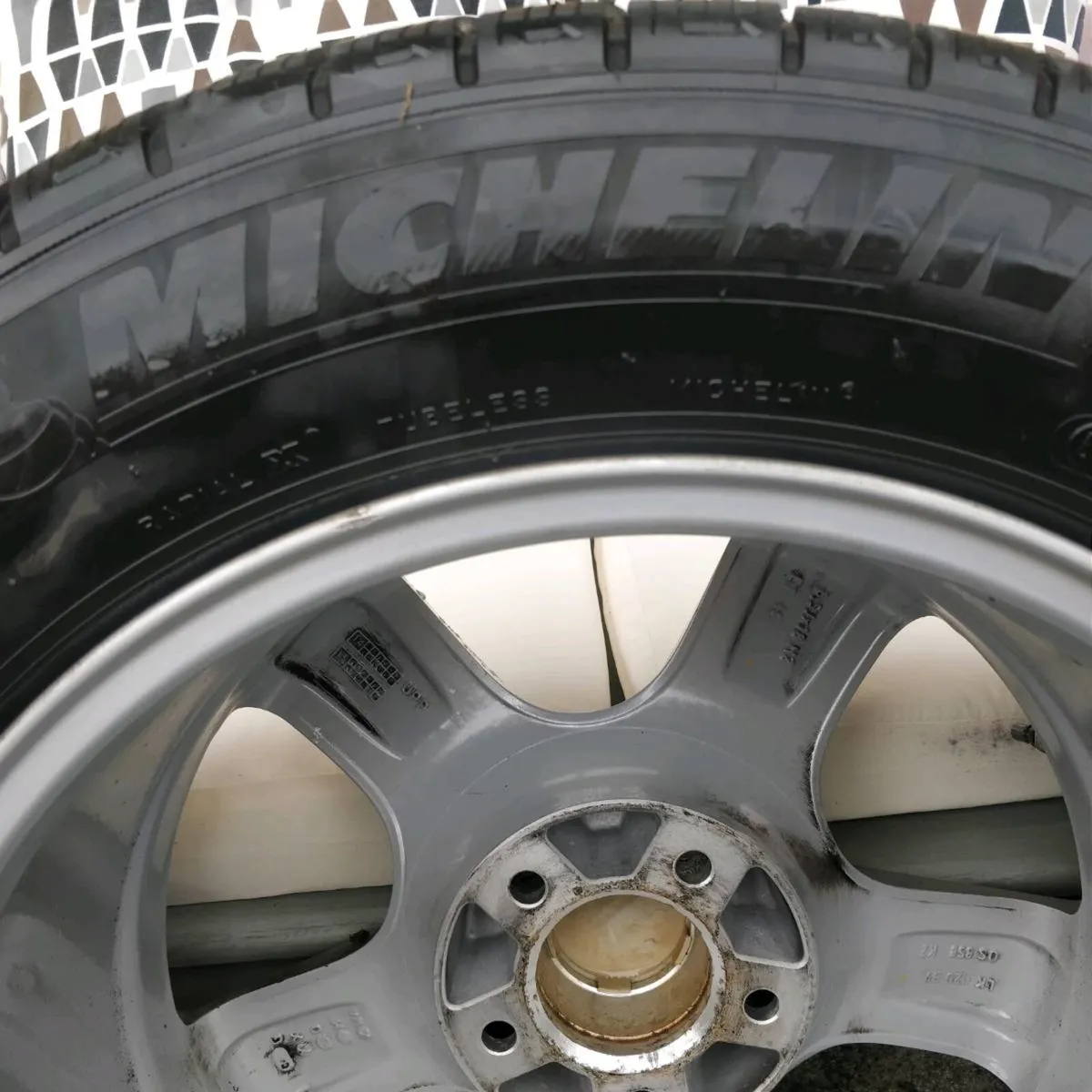 Set of mint 18inch Alloys. Bolt Pattern 5x120 - Image 4