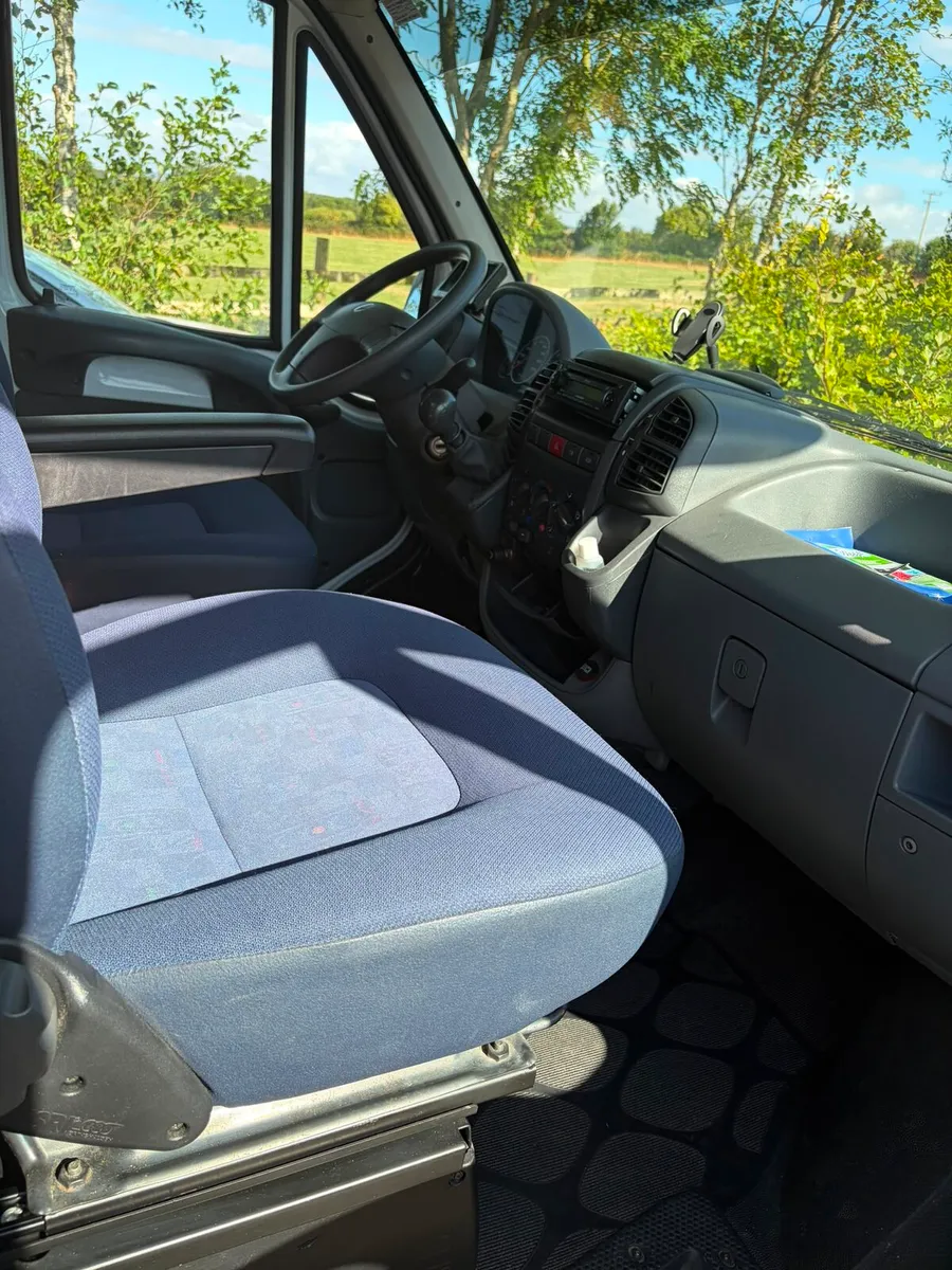 Fiat Ducato Burstner 6 berth - Image 4