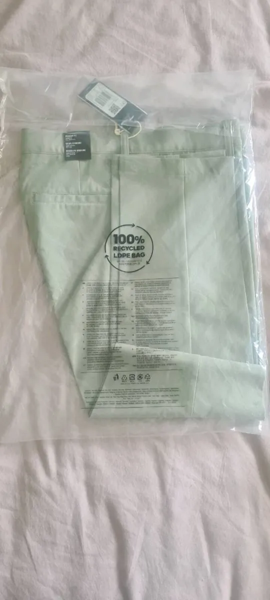 Brand New Adidas Ultimate365 Tapered Golf Trousers - Image 3