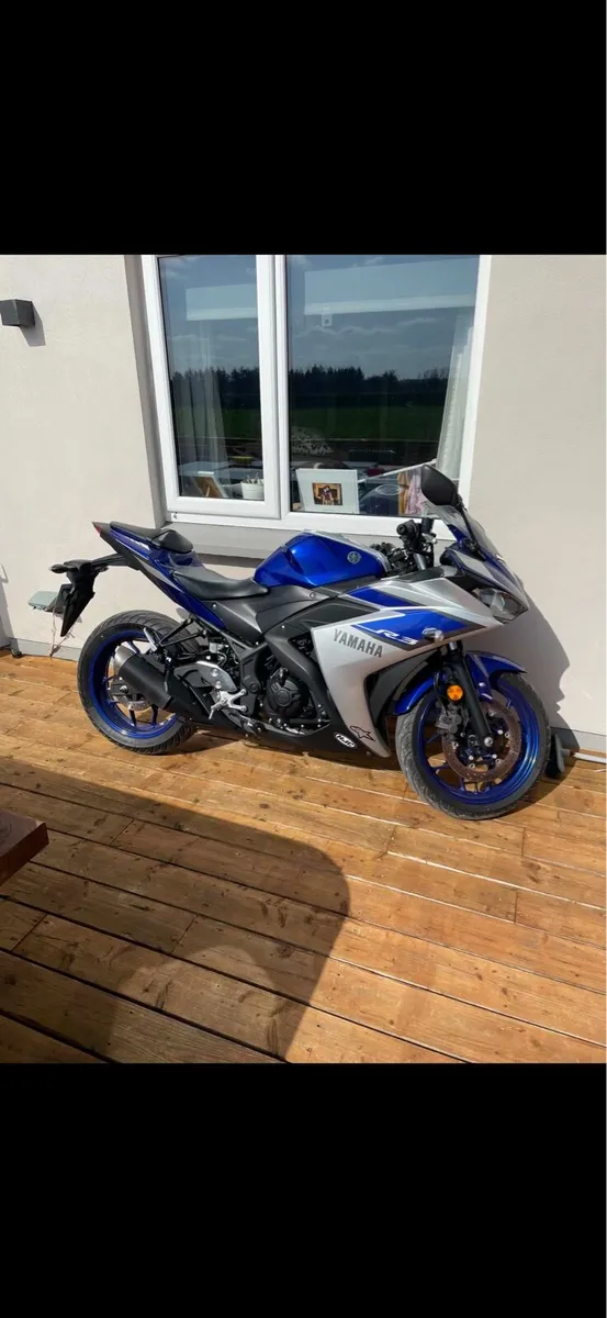 Yamaha r3 - Image 2