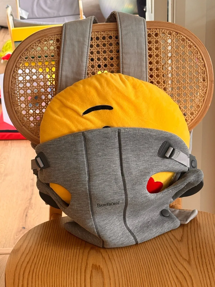 Baby bjorn sling - Image 2