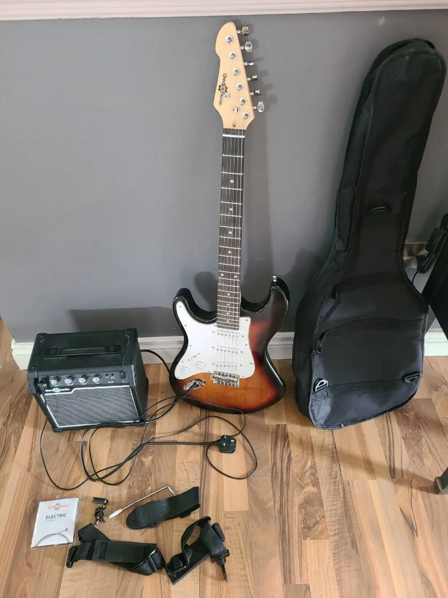 Left Handed Electric Guitar with Amp - Image 1
