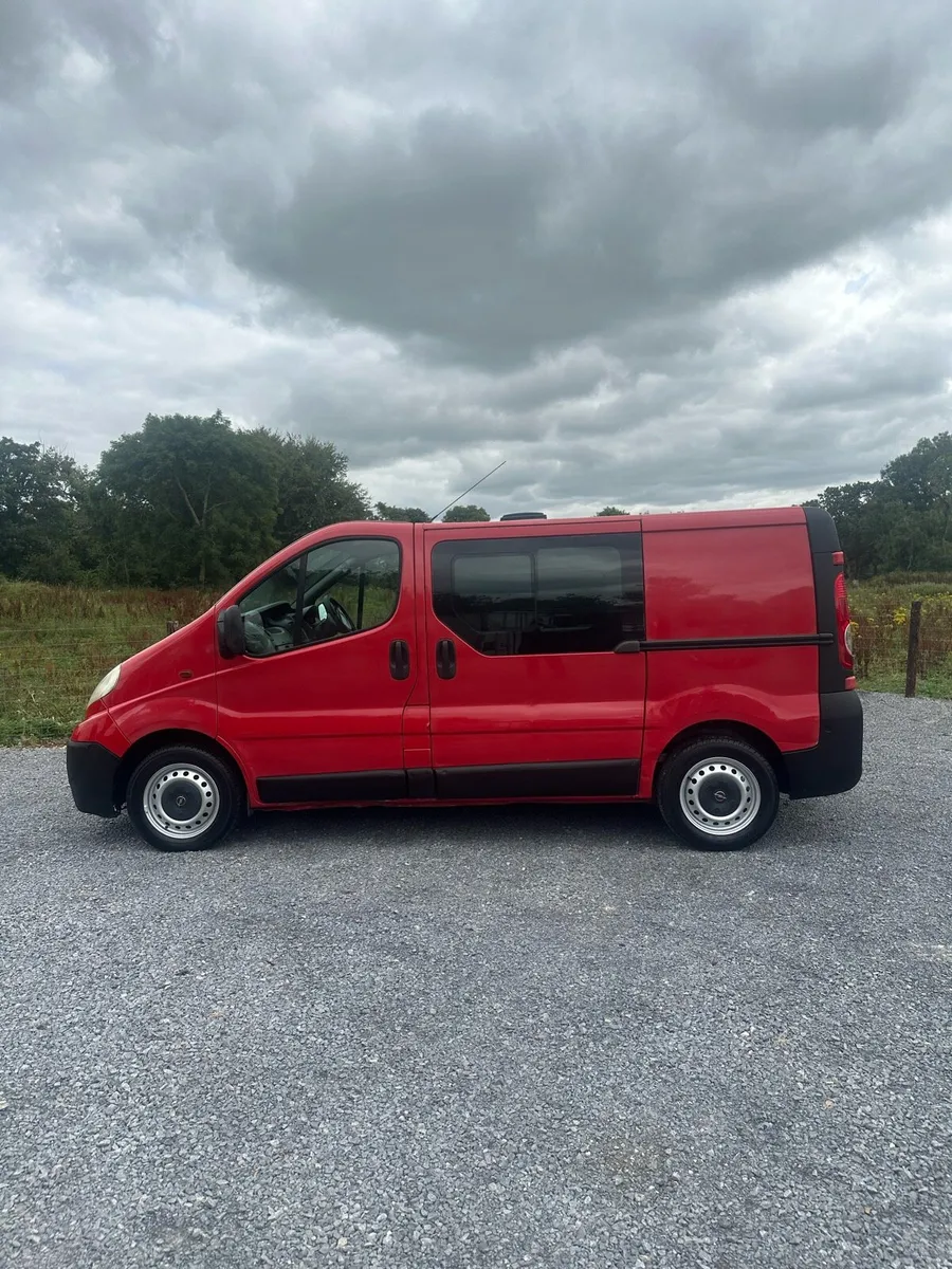 Stealth/Day Camper Vauxhall Vivaro - Image 3