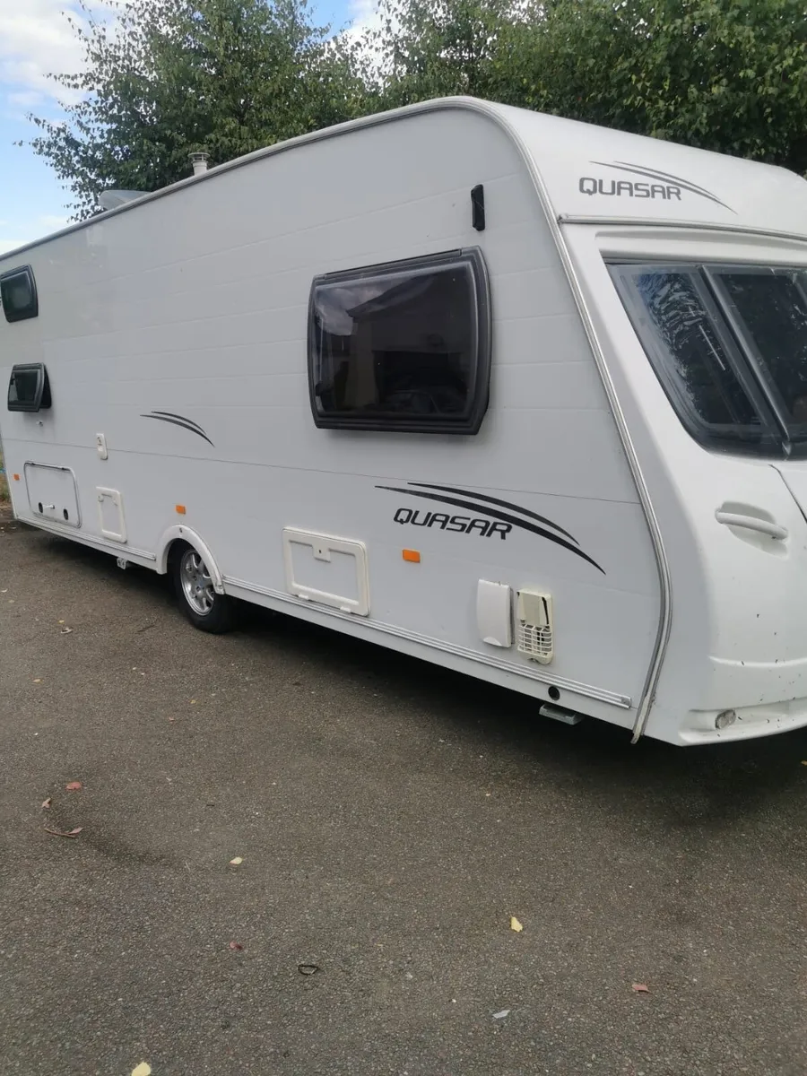LUNAR QUASAR TOURING CARAVAN. - Image 1