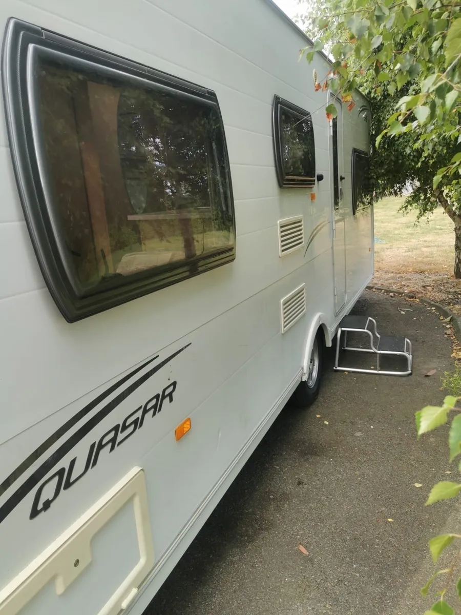 LUNAR QUASAR TOURING CARAVAN. - Image 2