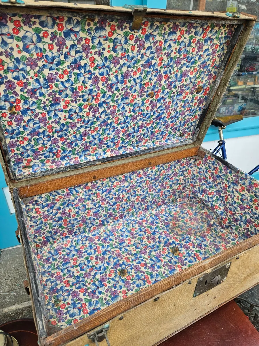 Vintage Travel Trunk - Image 3