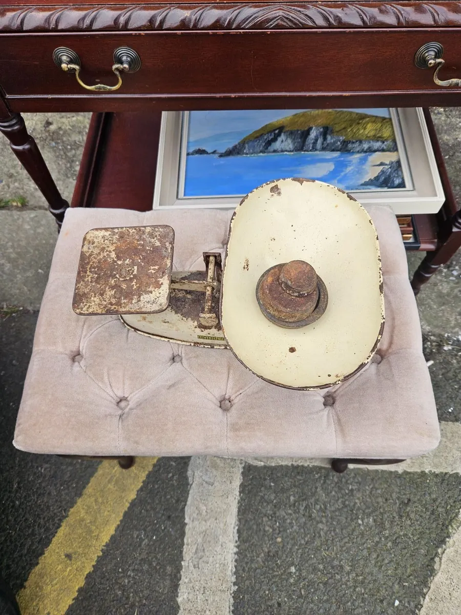 Vintage Weighing Scales - Image 1