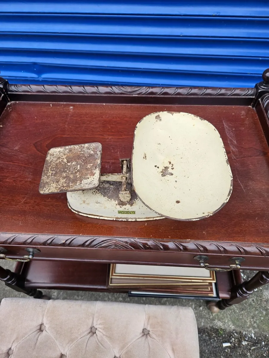 Vintage Weighing Scales - Image 3