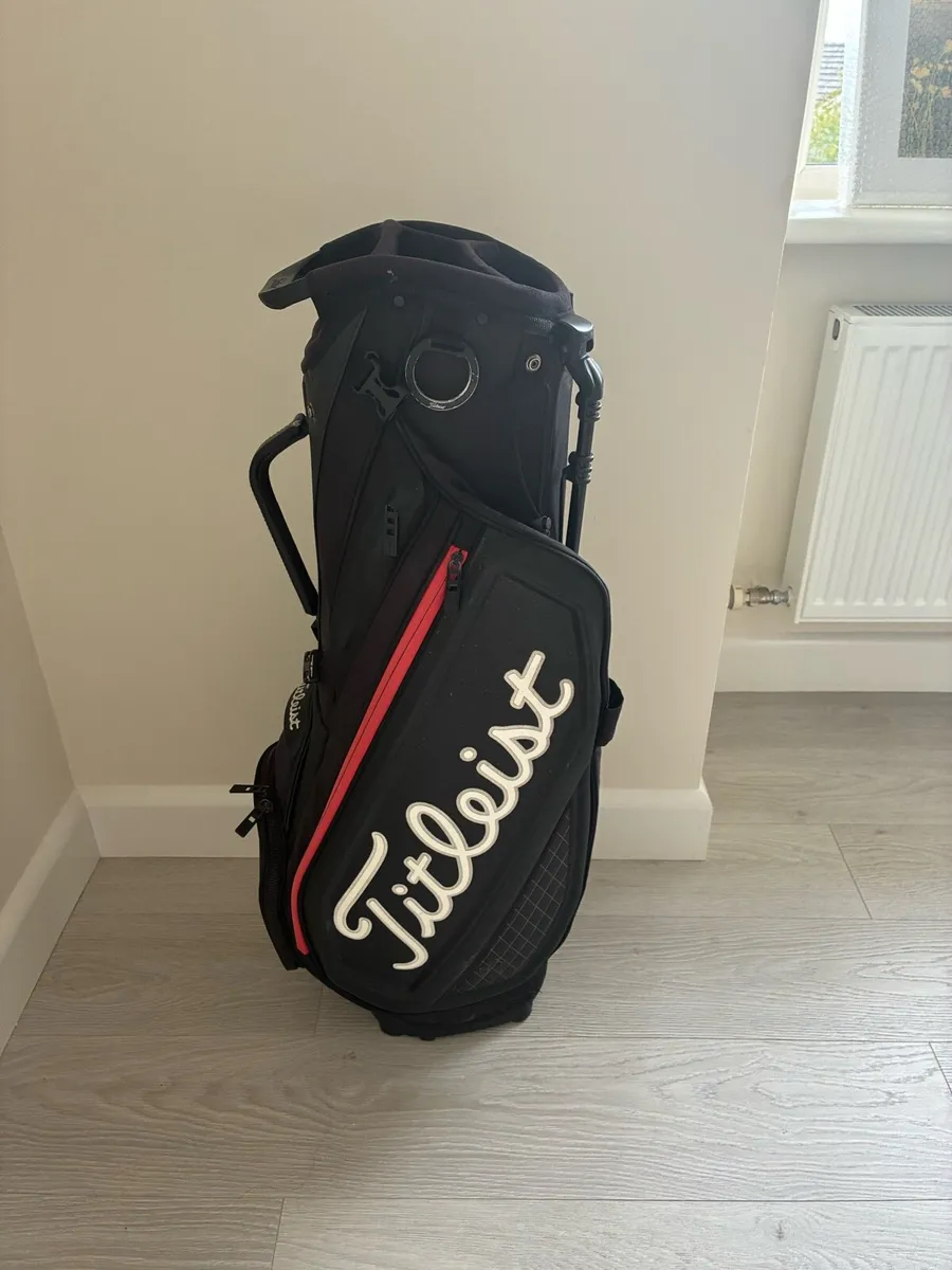 Titleist carry bag - Image 1
