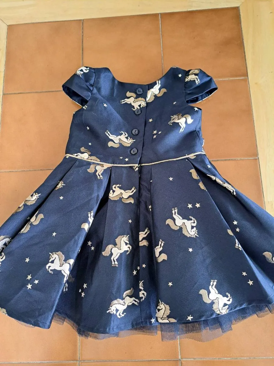 Lovely girls dress - Image 2