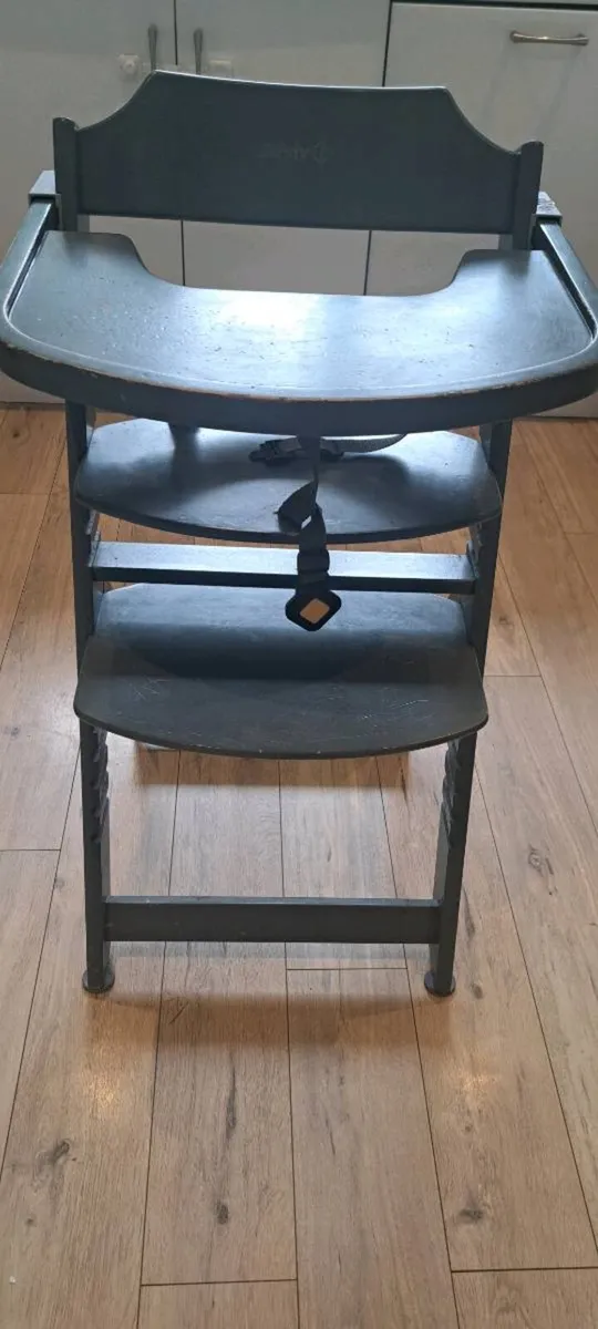 High Chair - Image 1