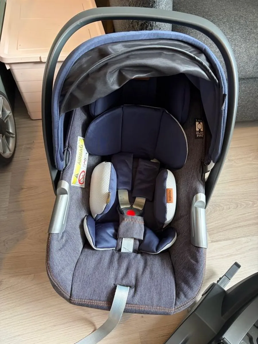 Premium Inglesina Aptica 4-in-1 Travel System + Full Accessory Bundle! - Image 4