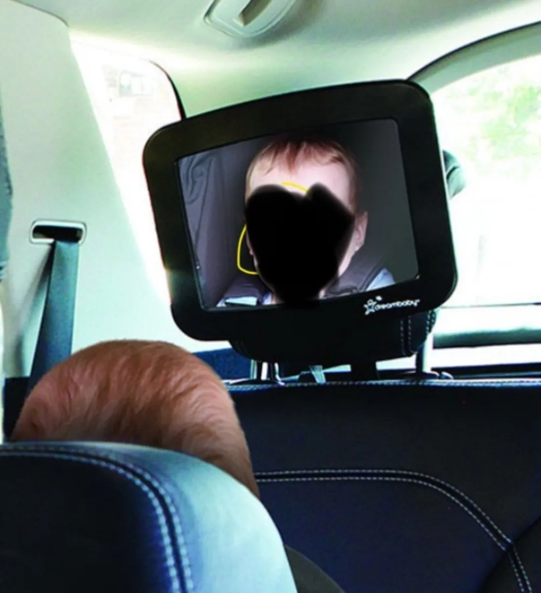 Isofix base Car seat and car mirror - Image 2