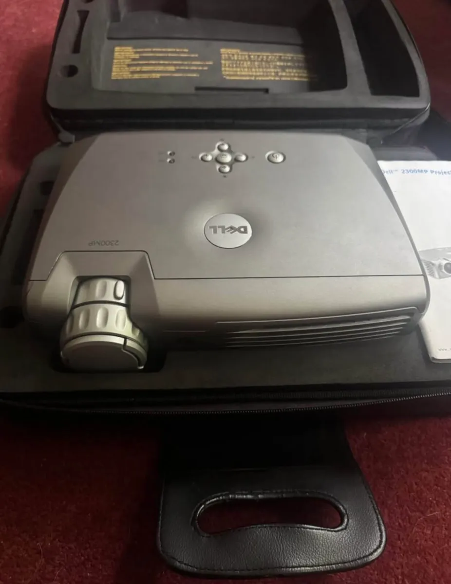 Dell 2300MP projector - Image 2