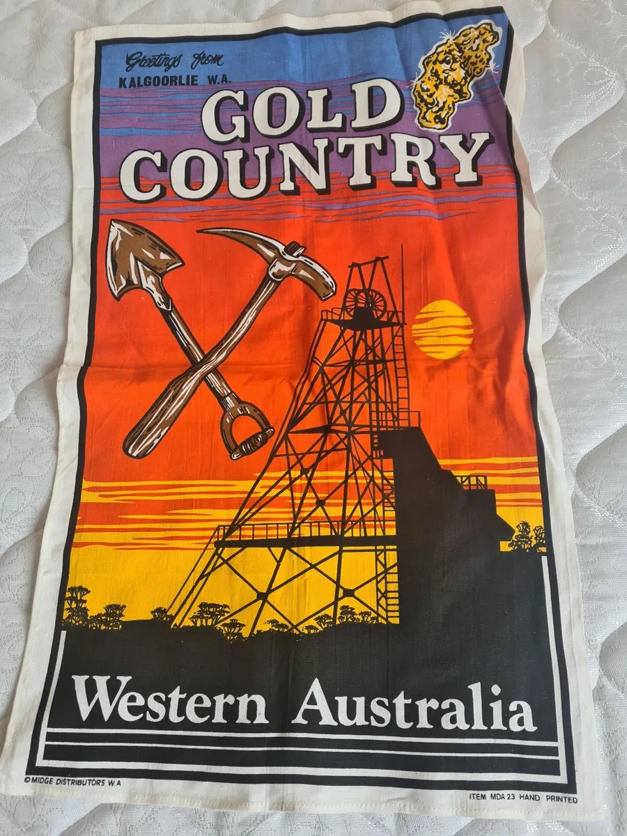Australian Memorabilia Towels x  7 for the home - Image 1
