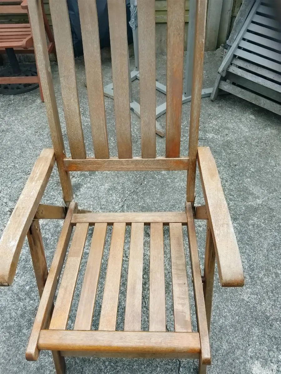 Garden table and chairs - Image 4