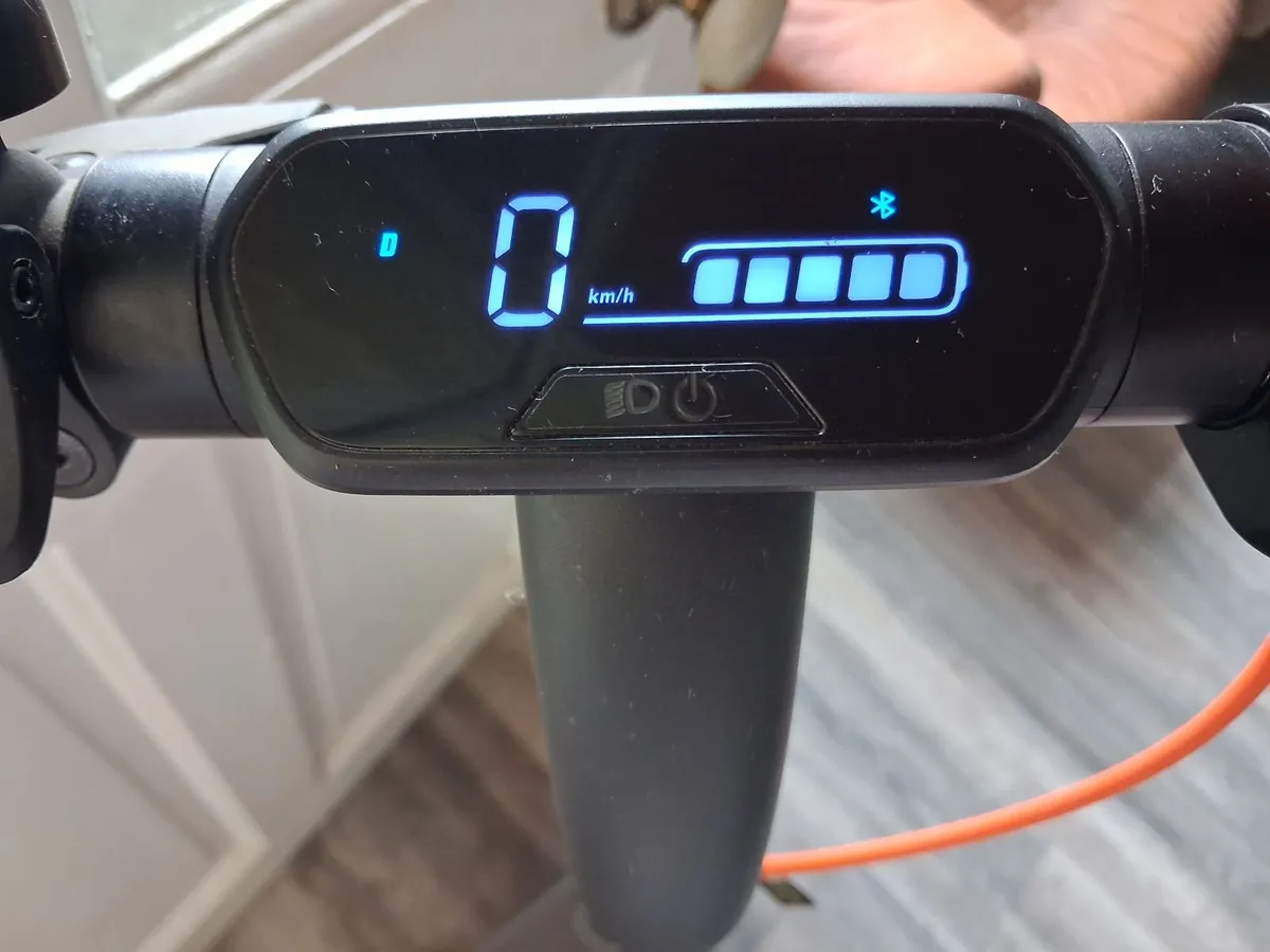 Electric Scooter - Image 4