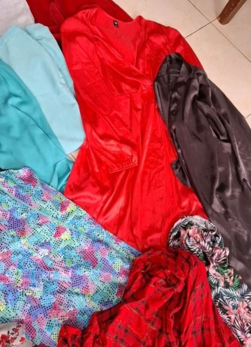 Ladies clothes bundle size 18 - Image 4