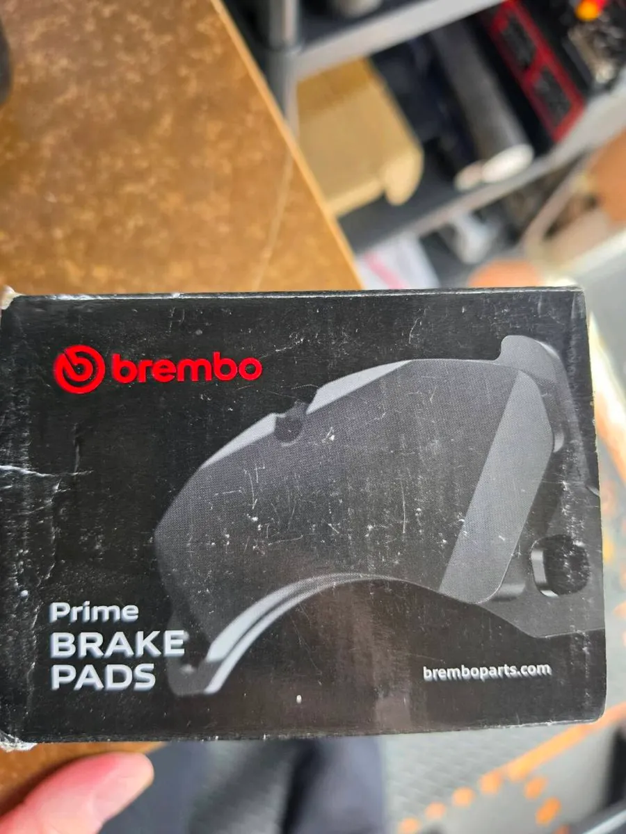 Brembo break pads - Image 1