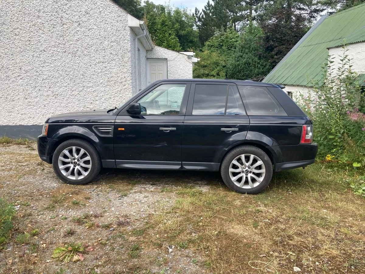 Range Rover - Image 2