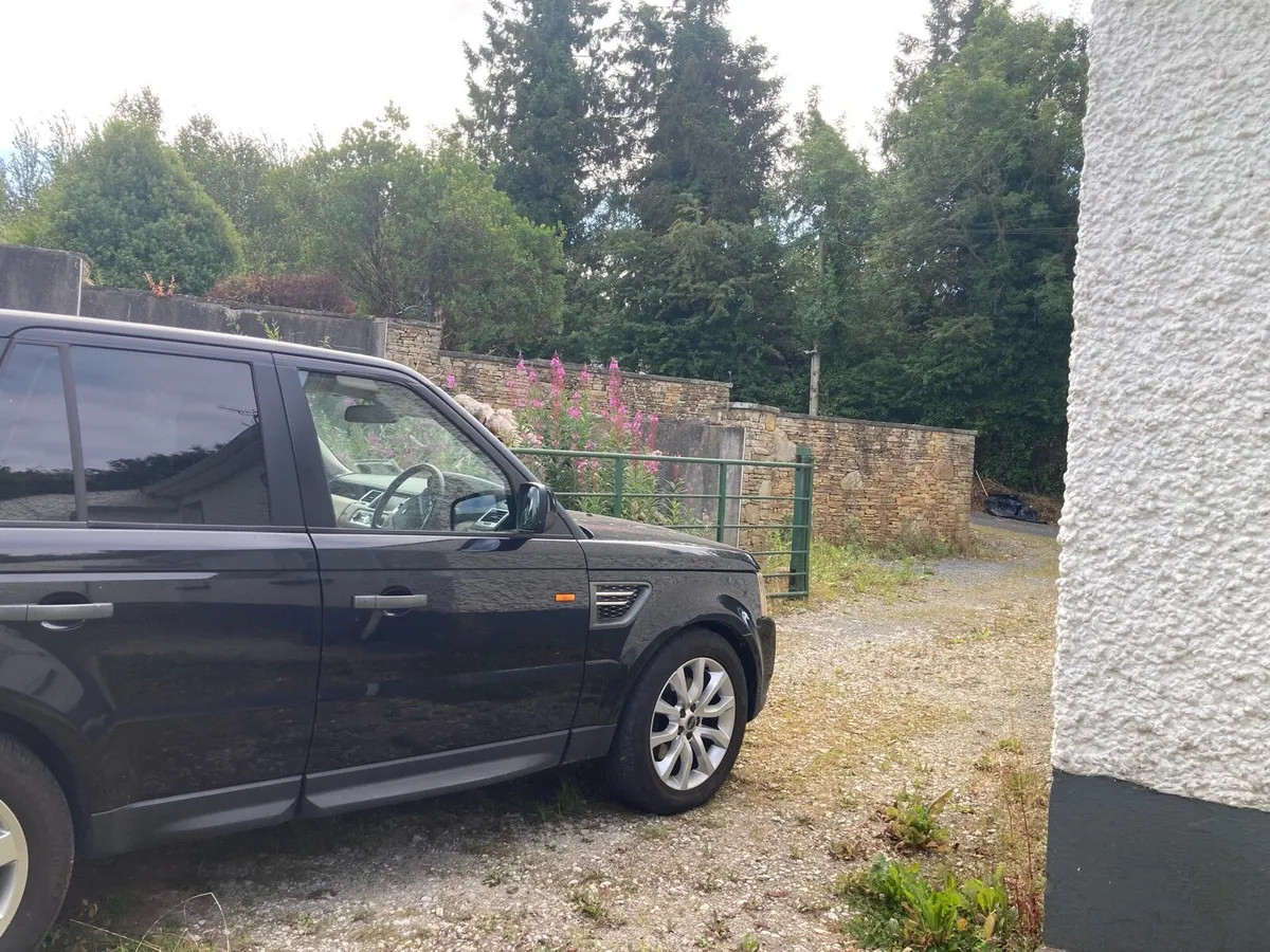 Range Rover - Image 4