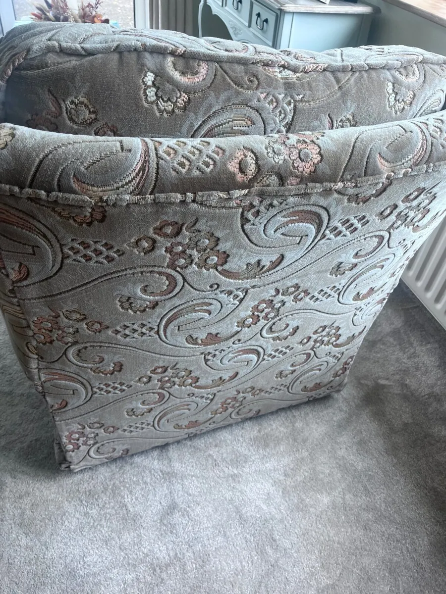 Couch - Image 3