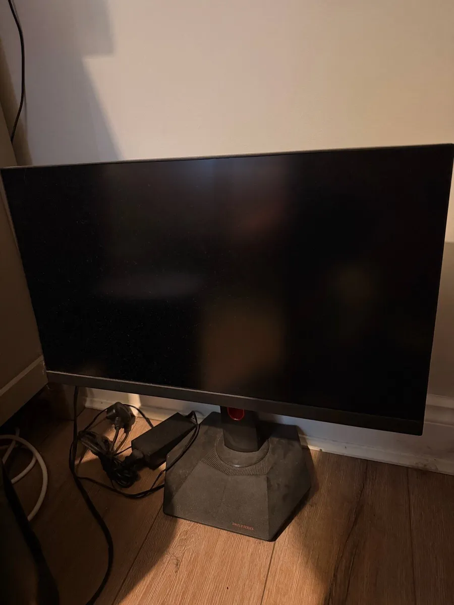 24” QHD Monitor