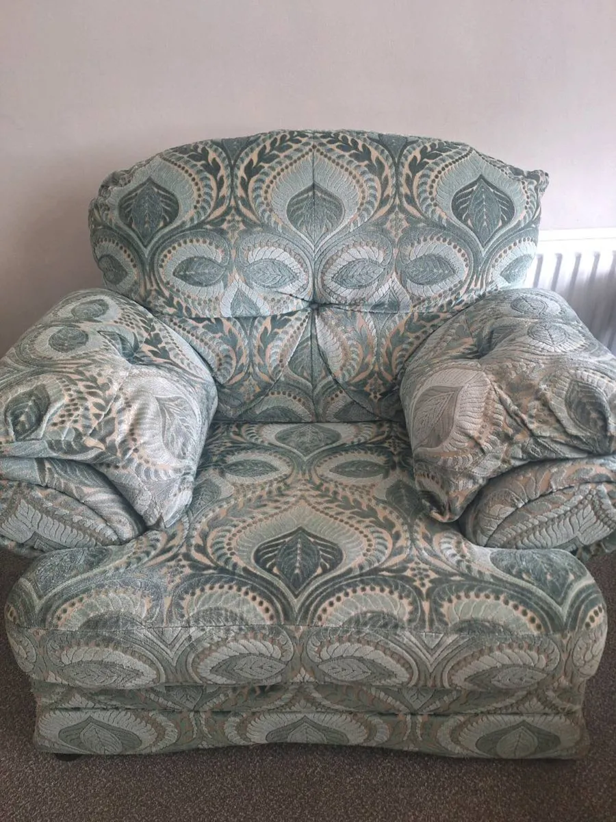 Two Armchairs and Pouffe Free - Image 1