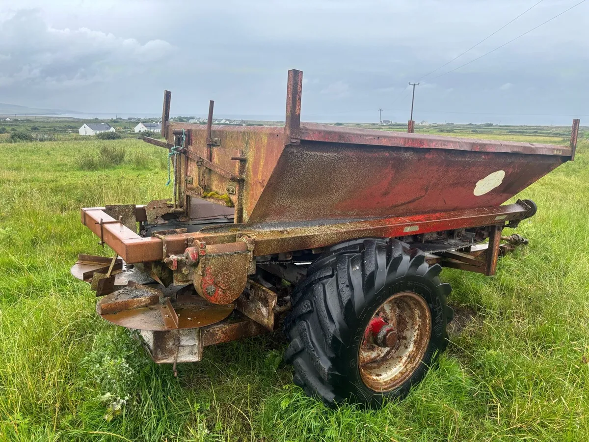Bredal lime spreader - Image 3