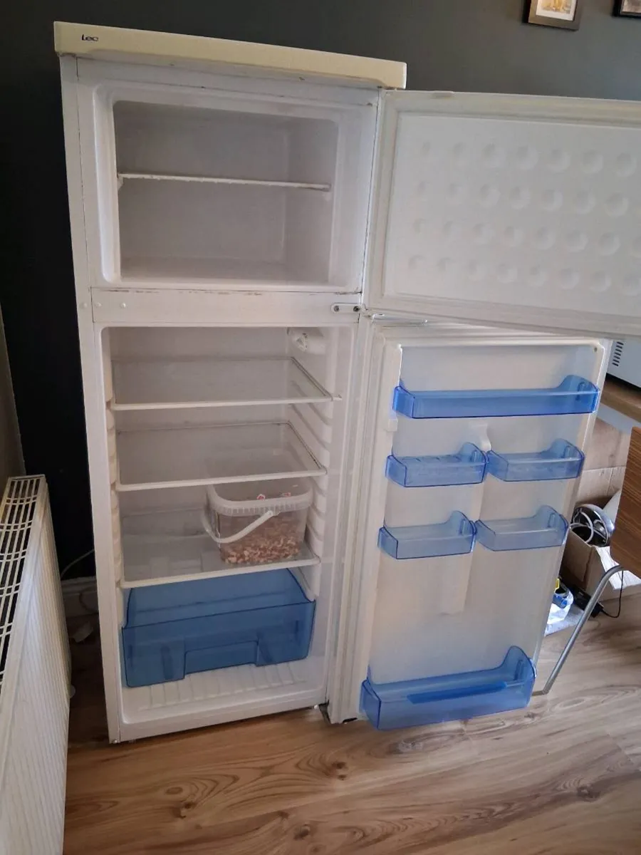 Fridge freezer - Image 2