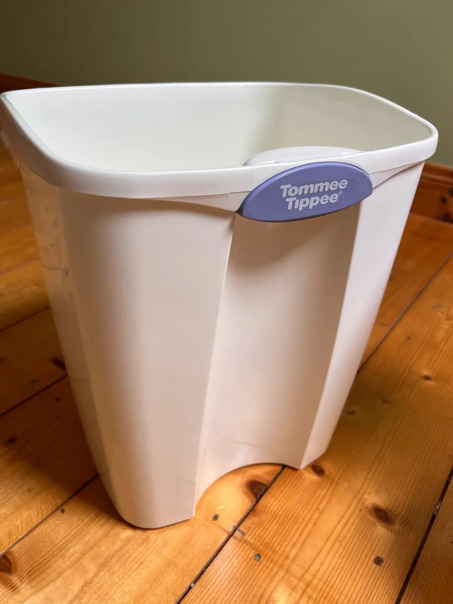 Tommy Tippee Nappy Bin - Image 2