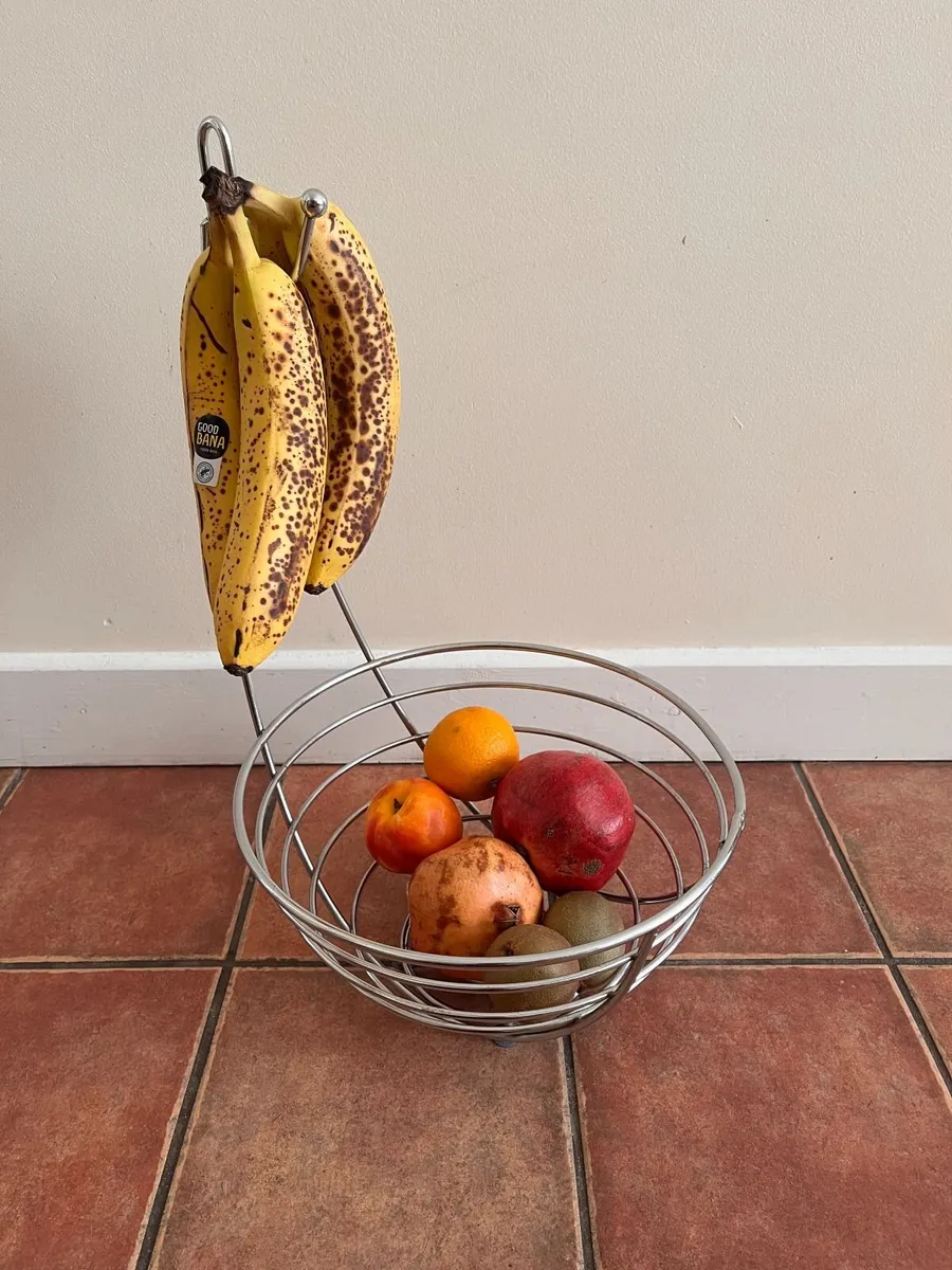 Metal Fruit Basket with Banana Hanger - Image 3