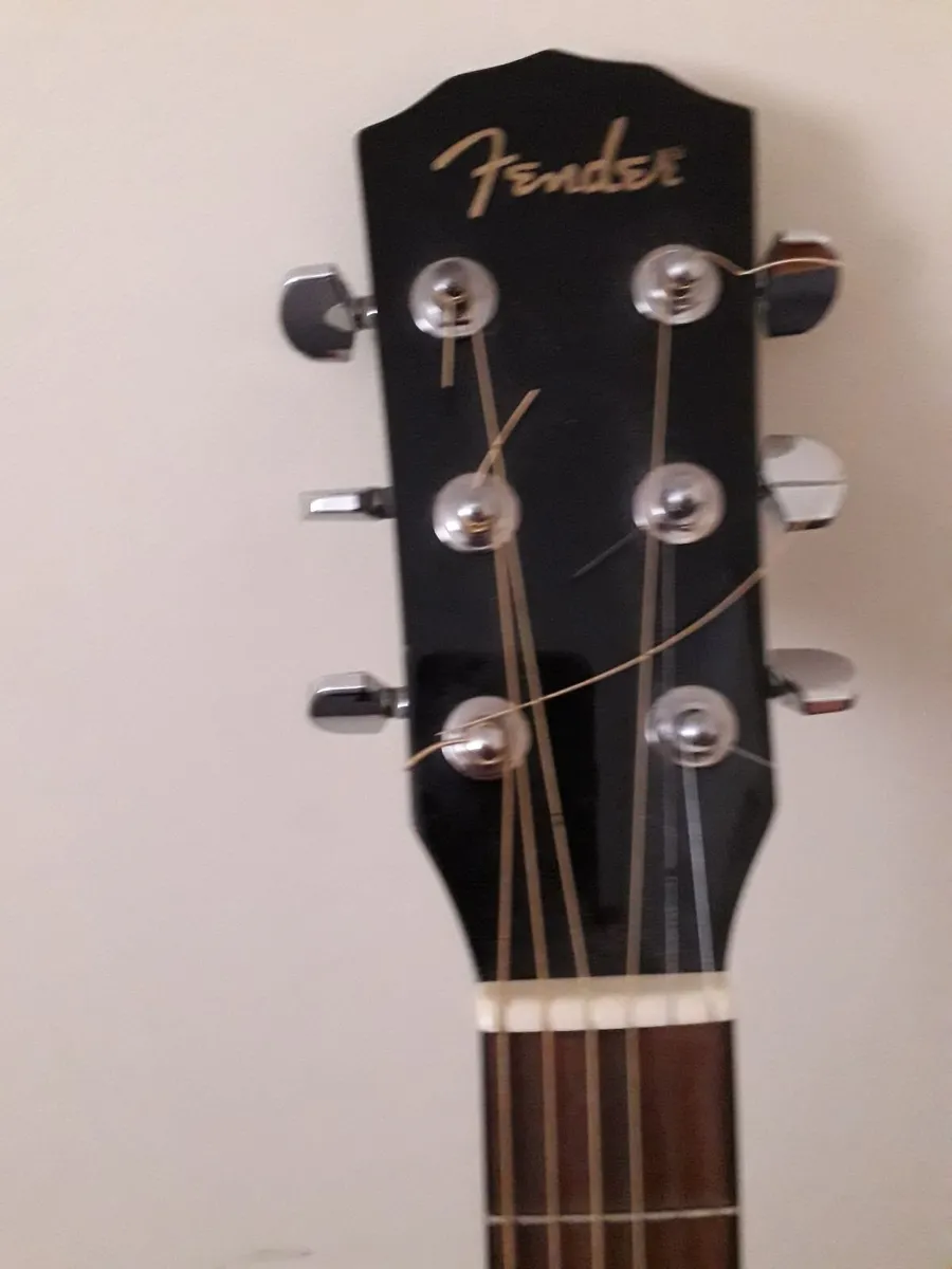Fender Electro Acoustic Cutaway Guitar - Image 2
