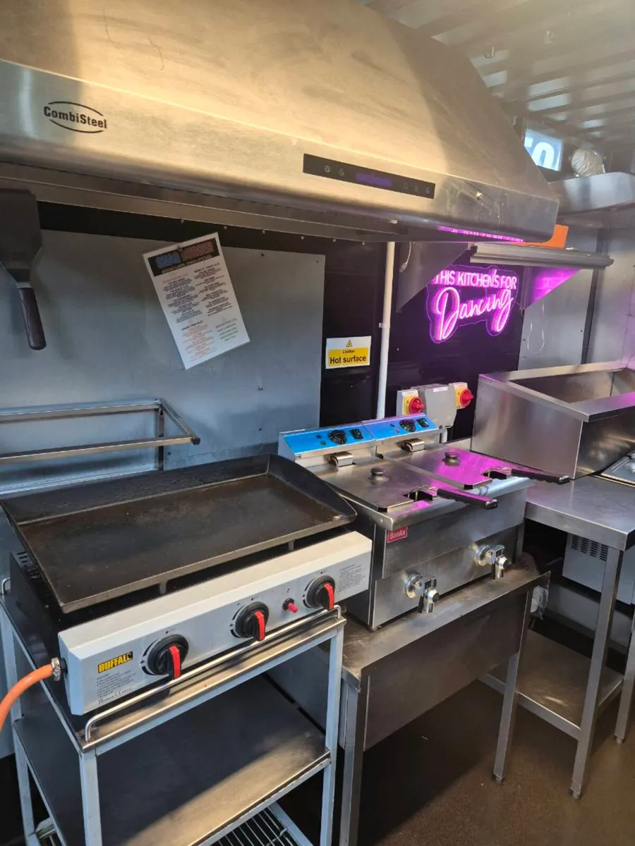 Food truck - Image 4