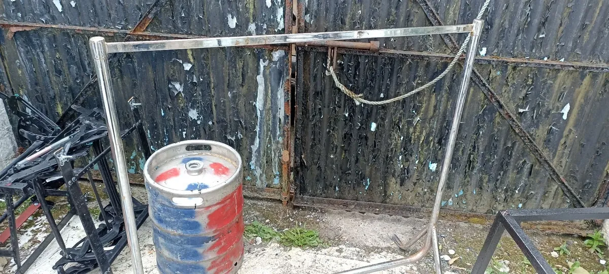Old Chrome Clothes Rail - Image 1