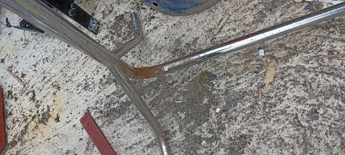 Old Chrome Clothes Rail - Image 4