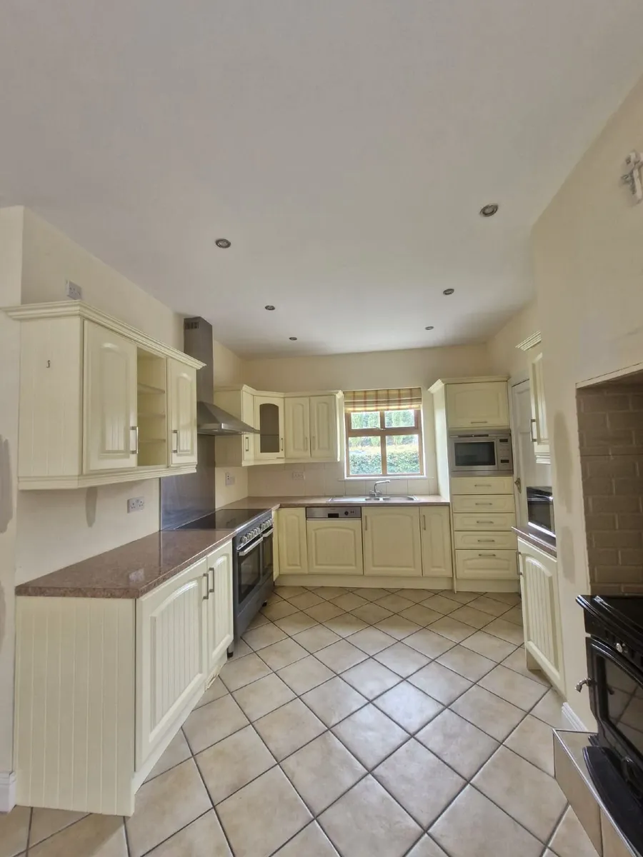 Kitchen - Image 1