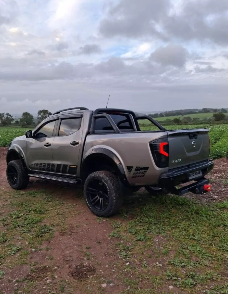 Nissan Navara Tekna Model - Image 2