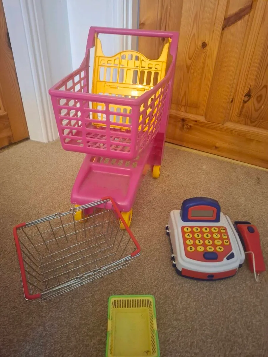 Toys - Image 1