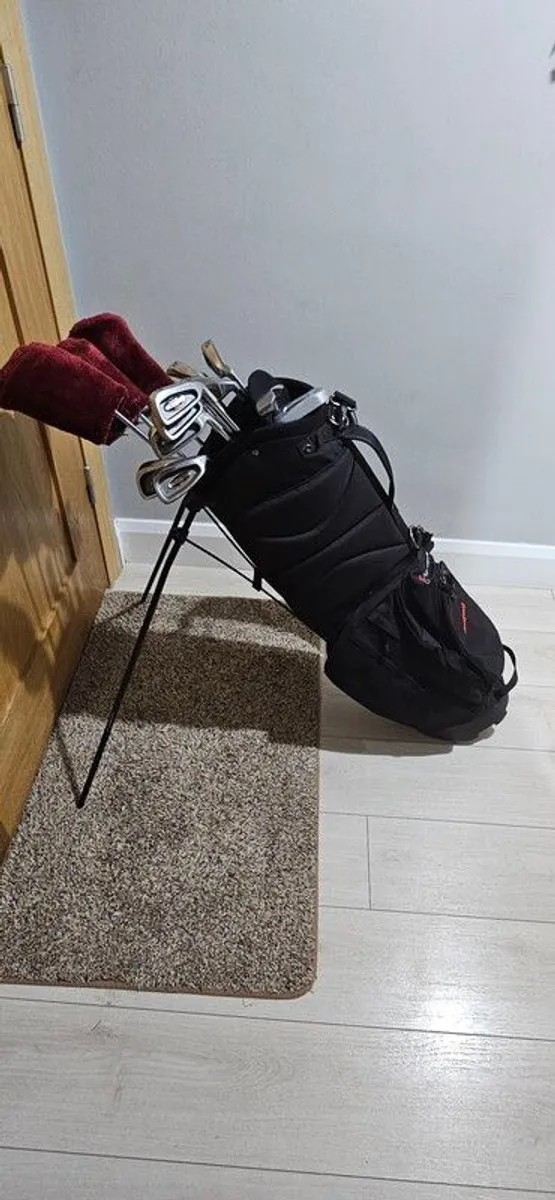 Complete Right Handed Golf Set - Image 1