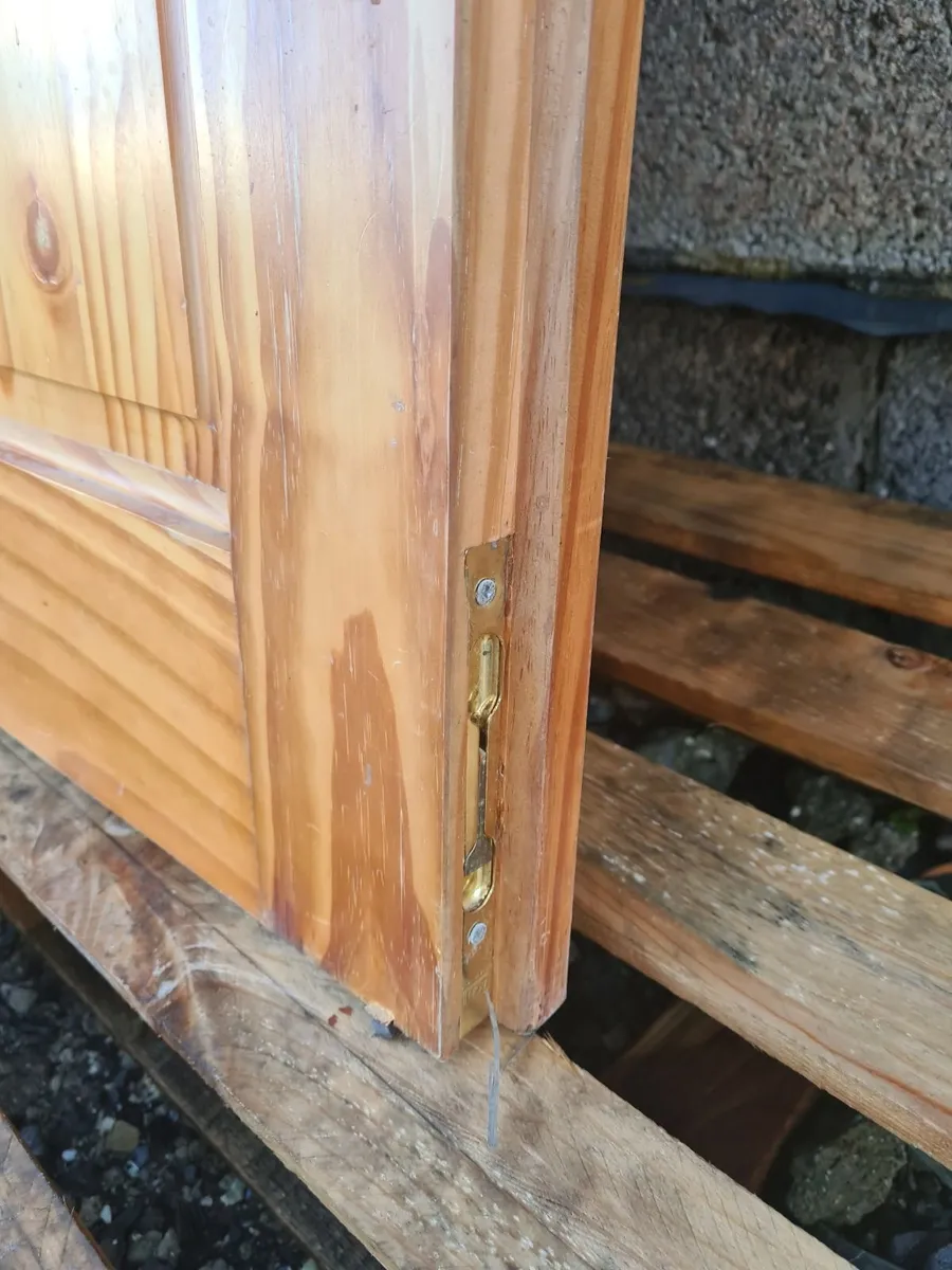 Two pairs of internal rebated doors - Image 2