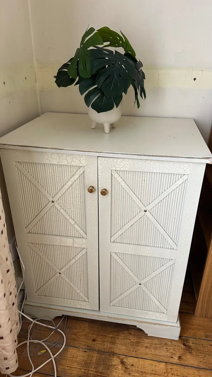 5 piece Furniture Set - Image 3
