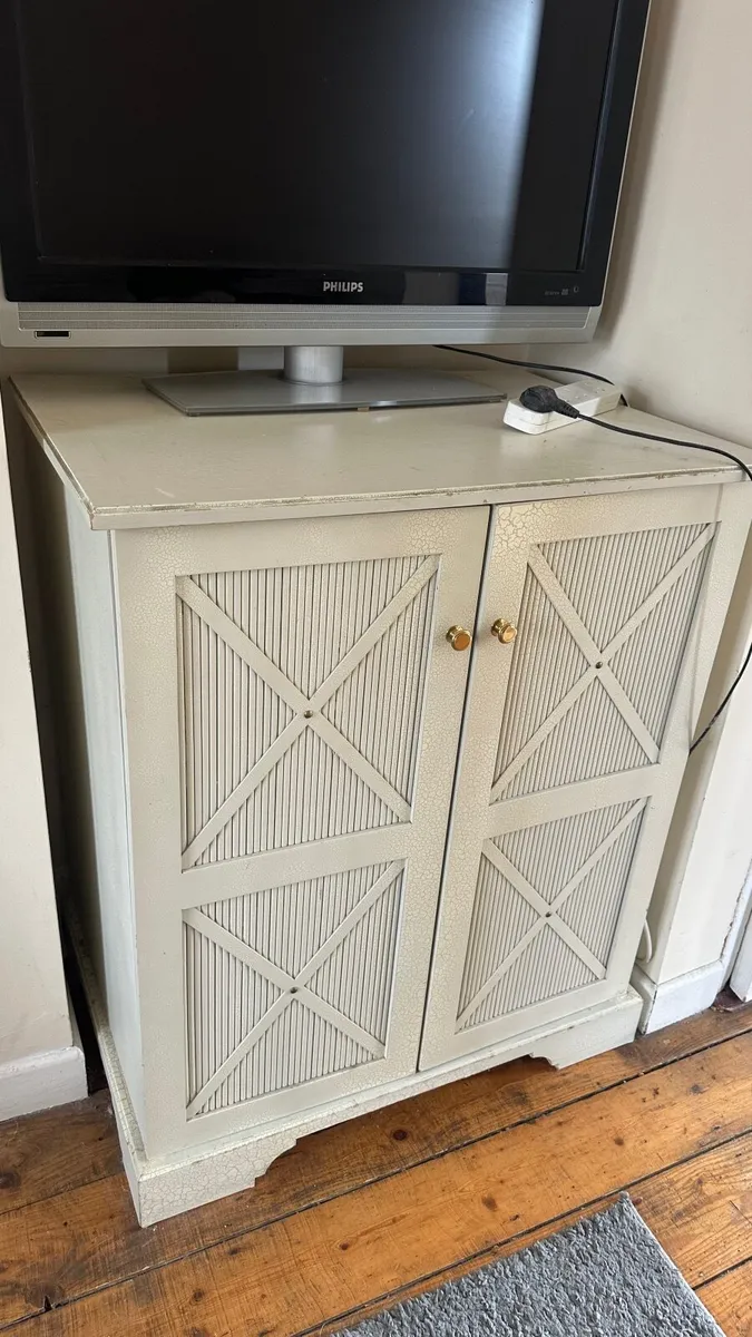 5 piece Furniture Set - Image 4