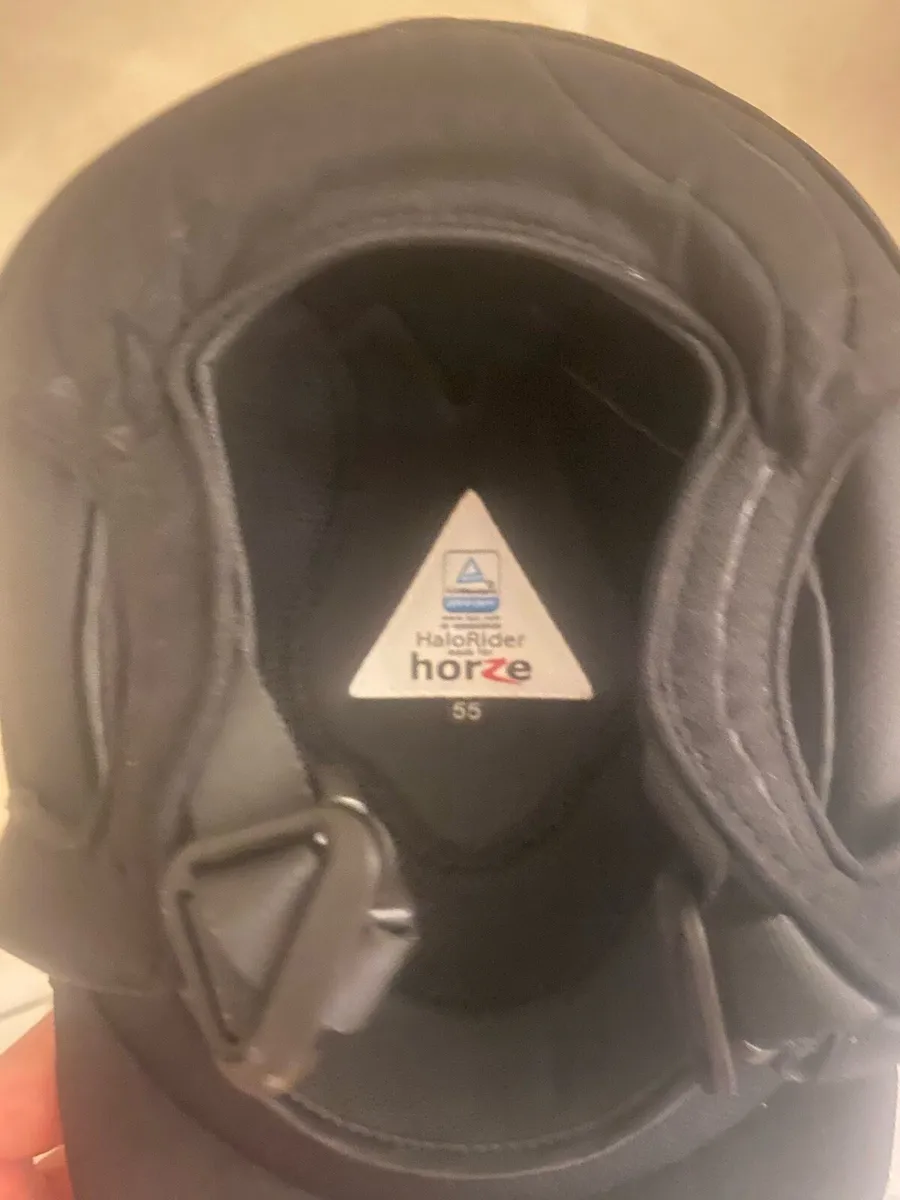 Girls riding helmet - Image 3