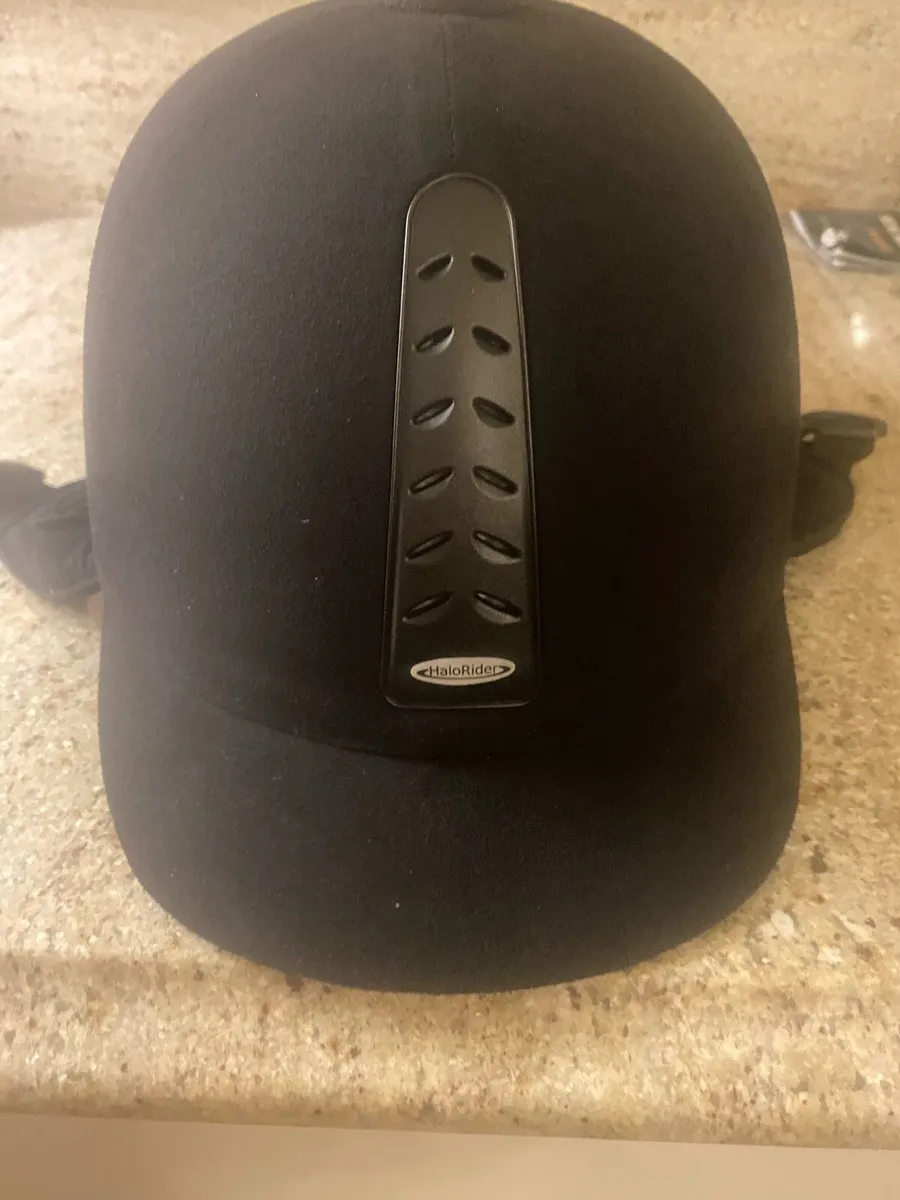 Girls riding helmet - Image 4